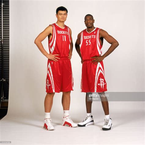 How Tall Is Yao Ming
